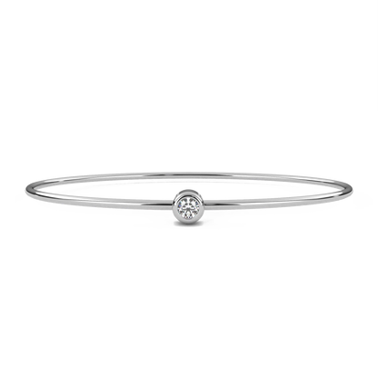 Roxana – Oval Gold Bangle with Bezel-Set Round Diamond