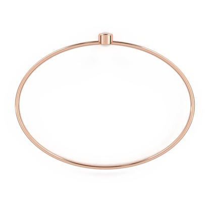 Roxana – Oval Gold Bangle with Bezel-Set Round Diamond