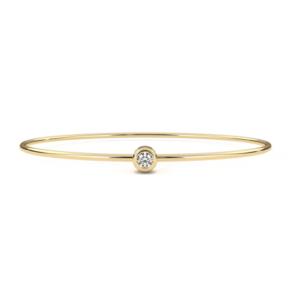 Roxana – Oval Gold Bangle with Bezel-Set Round Diamond