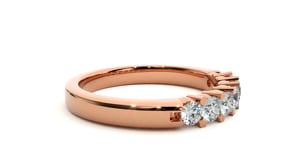 Alba – Seven-Stone U-Prong Diamond Band
