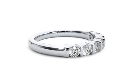 Kiera – Seven-Stone Bar Set Diamond Band