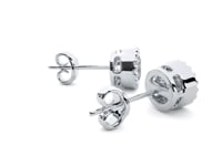 Mary – Milgrain Bezel Solitaire Diamond Studs